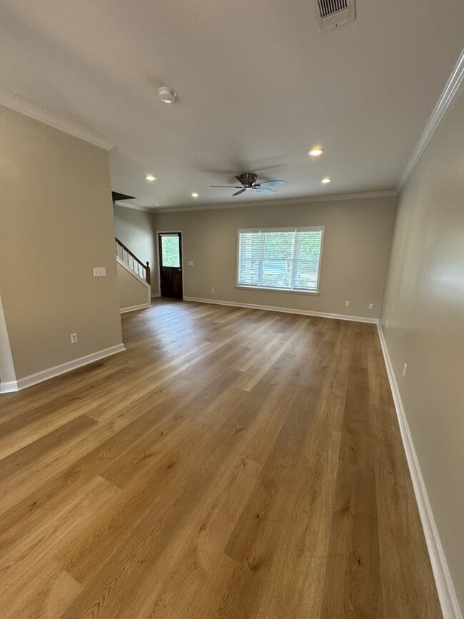Building Photo - 2602 Harris Dr