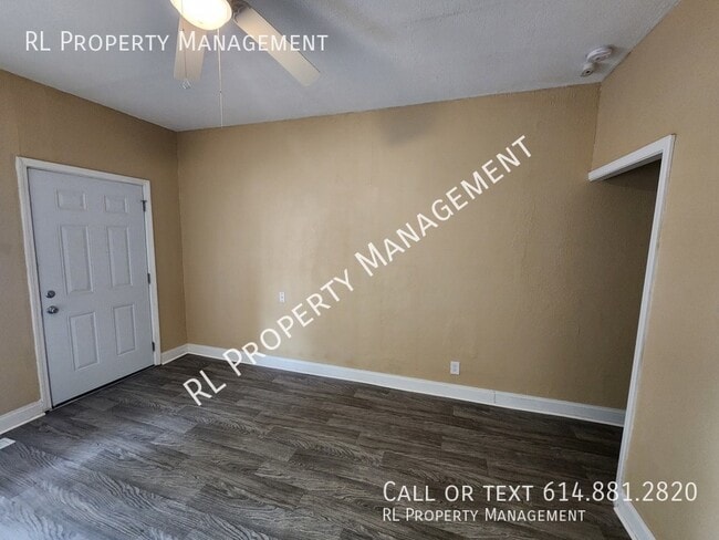 Building Photo - WAIVED APPLICATION FEE AND $100 GIFT CARD ...