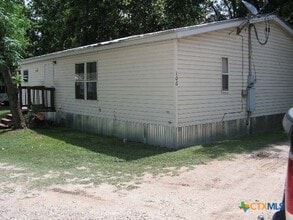 Building Photo - 106 GBRV Lp