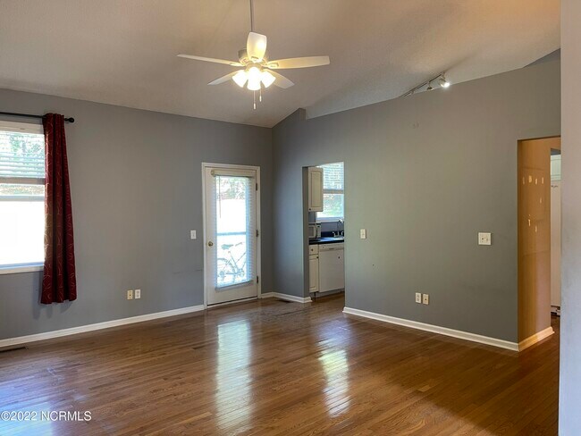 Foto del edificio - 116 Pleasant View Ln