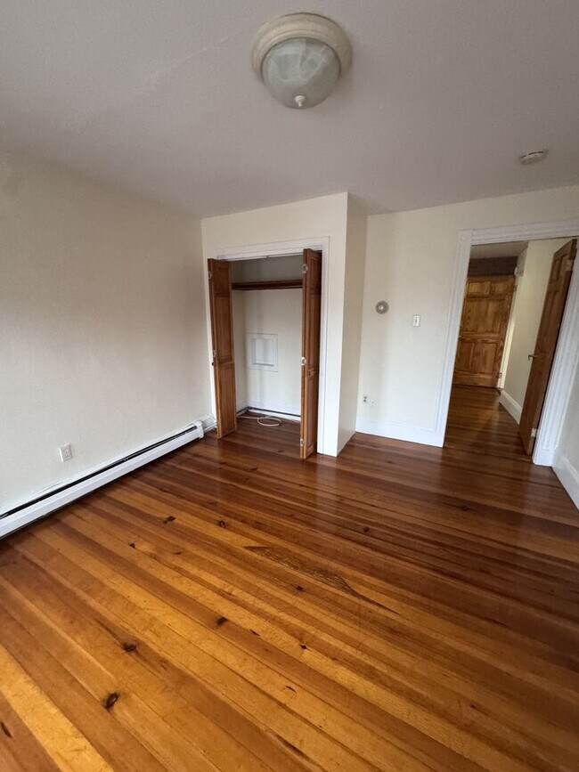Foto del edificio - 1bed apartment in Watertown available in 9/1