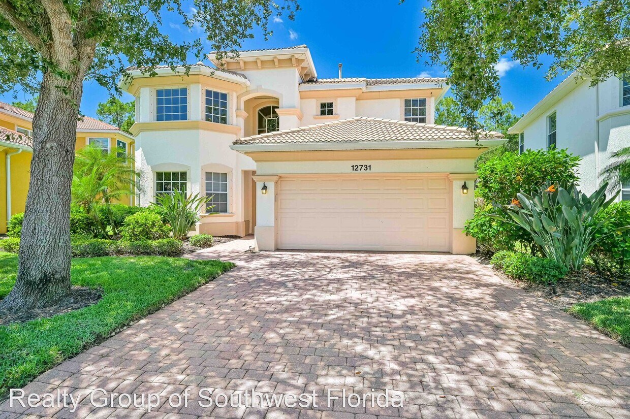 Foto principal - 4 br, 2 bath House - 12731 Aviano Dr
