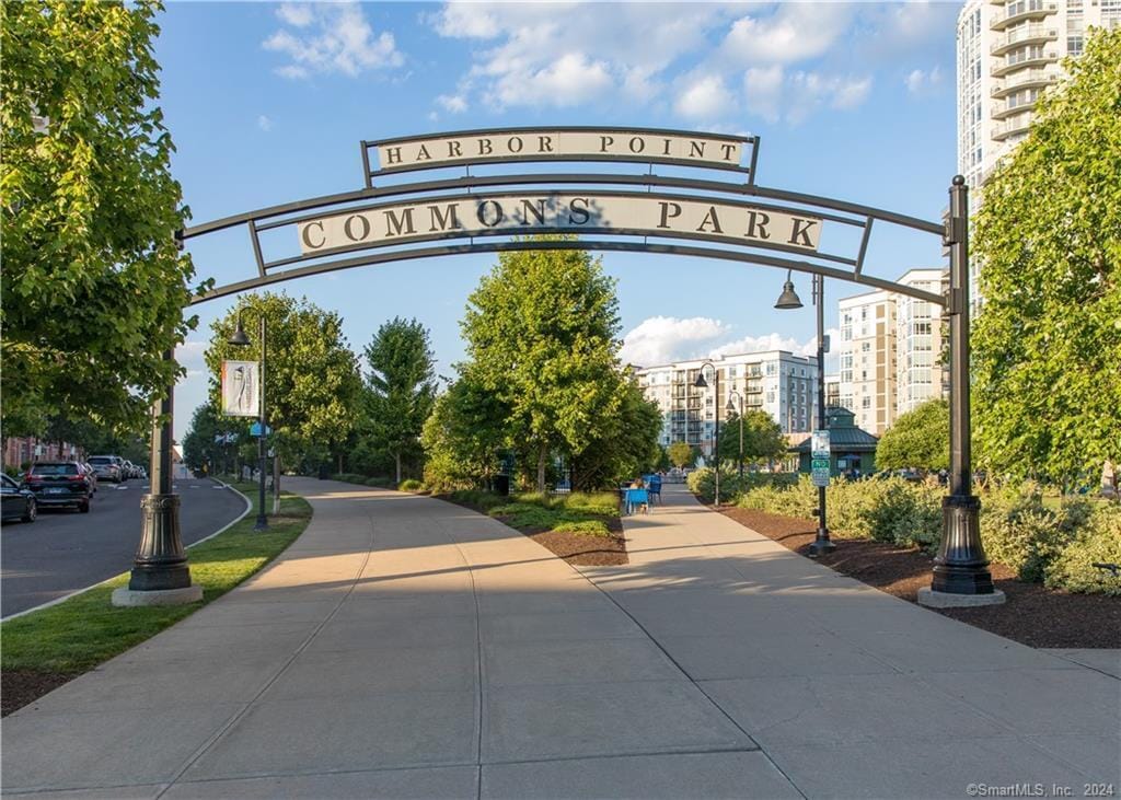 Primary Photo - 100 North St