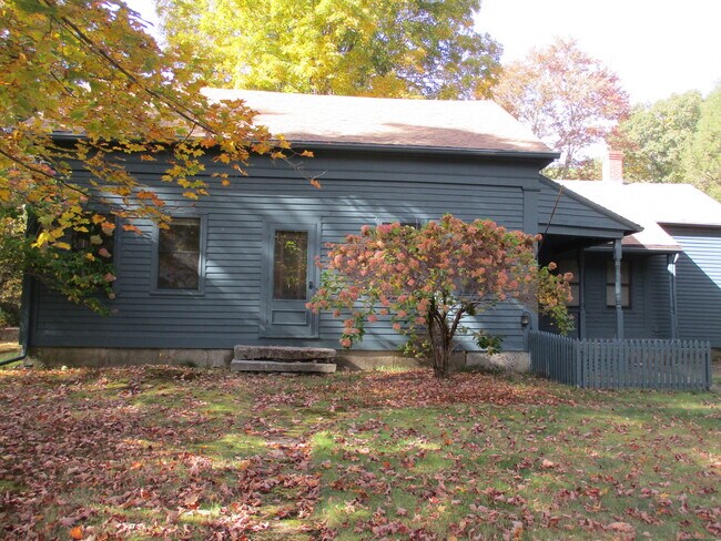 Building Photo - 54 Blain Rd