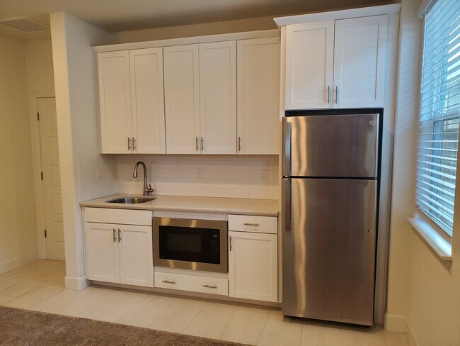 Foto del edificio - 5632 Drifton Way