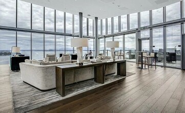 Building Photo - 121 Stewart St