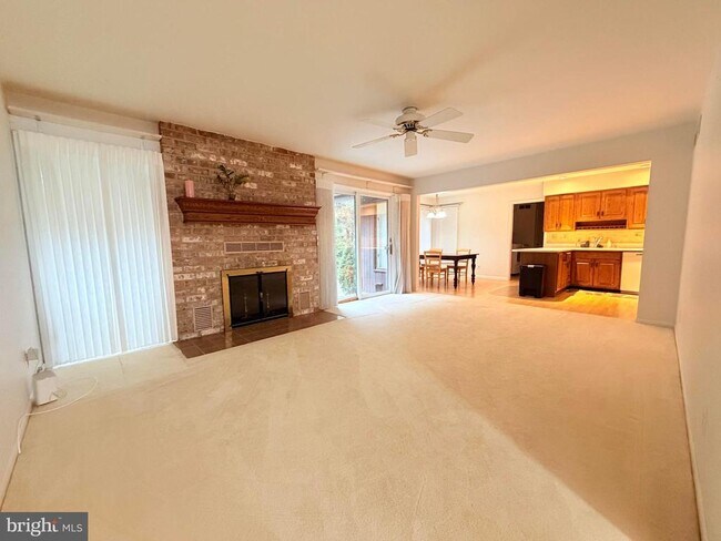 Foto del edificio - 694 Hickory Ridge Rd