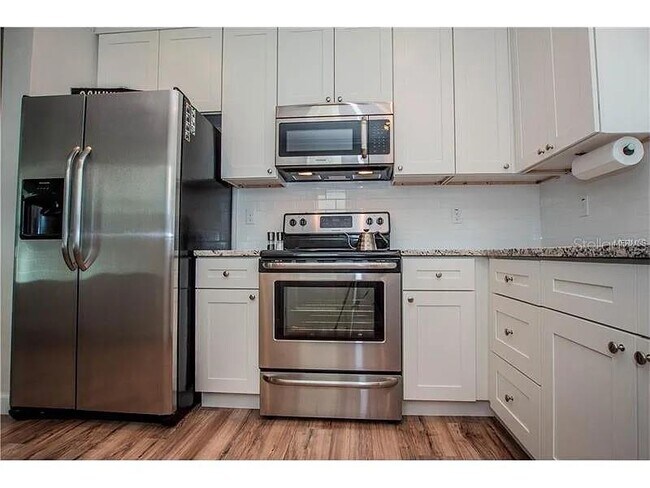 Foto del edificio - 104 W Osborne Ave