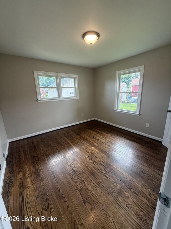 Building Photo - 5111 Lammers Ln