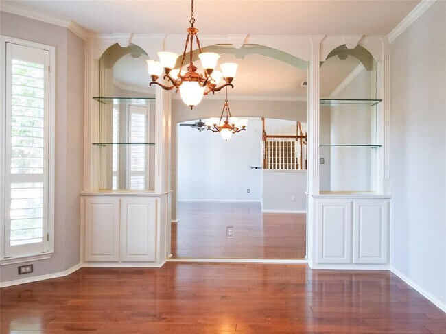 Foto del edificio - 1706 Lake Bluff Dr