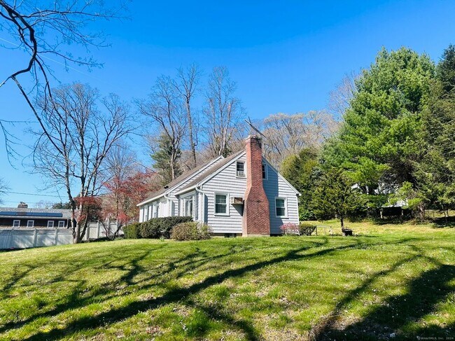 Foto del edificio - 37 Weed St