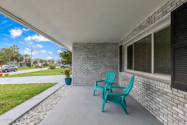 Building Photo - 139 Beau Rivage Dr