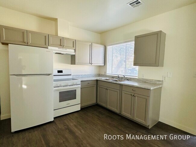 Building Photo - Home Available to Lease - Apply Today!