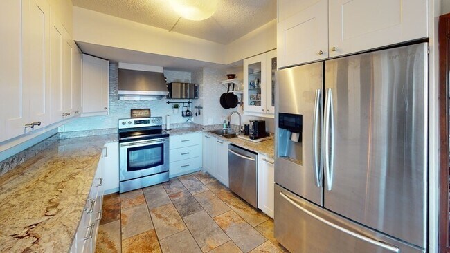 Foto del edificio - 250 Hammond Pond Pkwy