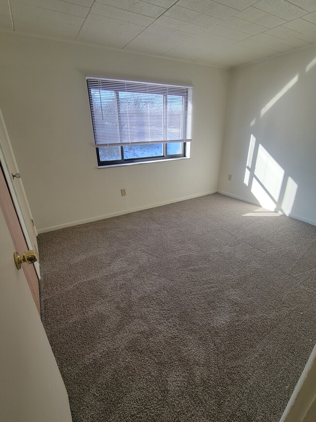 Building Photo - Crafton Broadhead Apartments