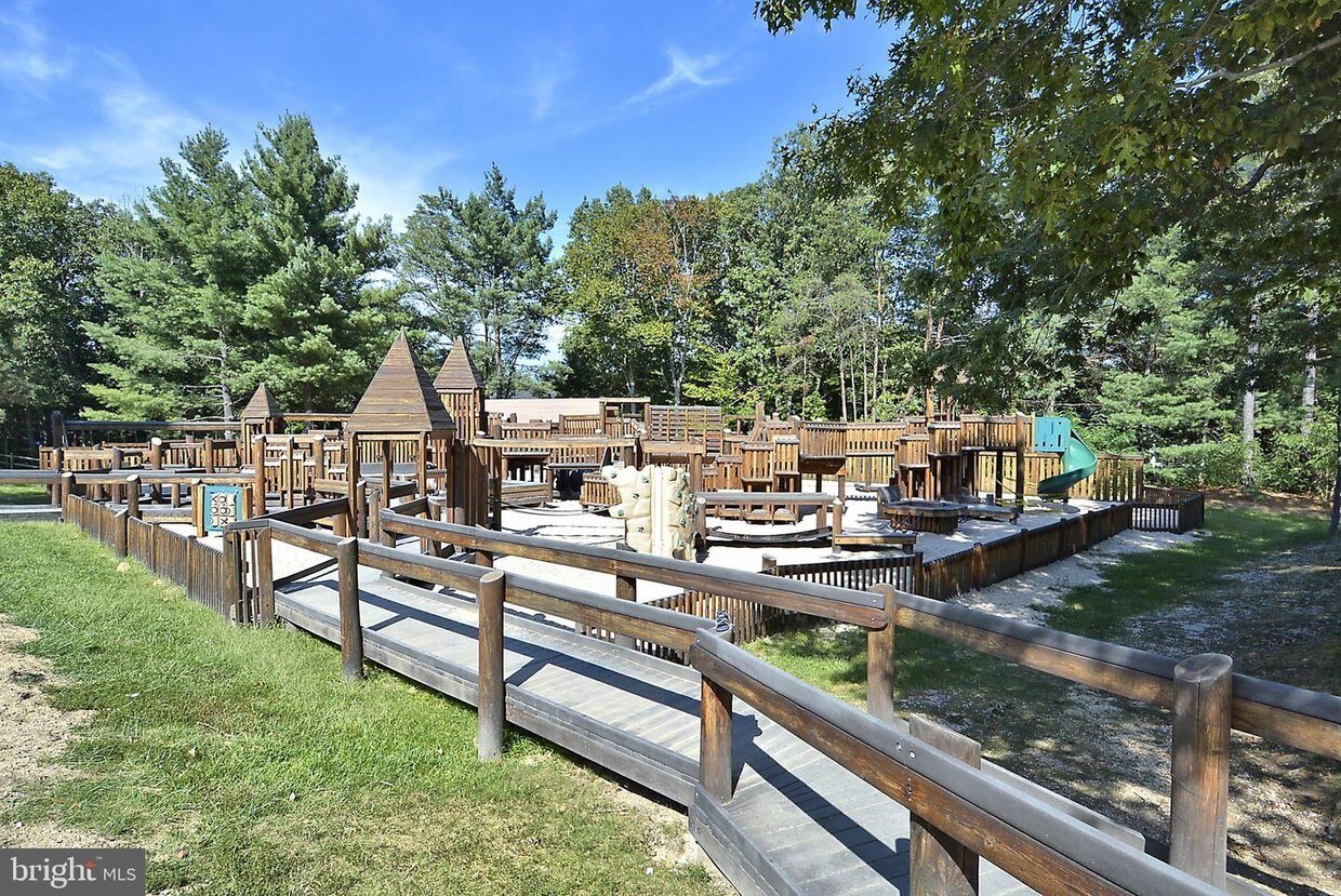 Foto principal - 3179 Ironhorse Dr
