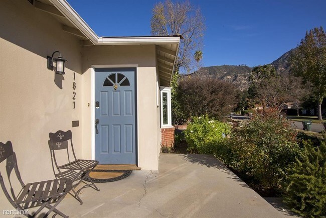 Foto del edificio - 3 br, 2 bath House - 1821 Harding Ave