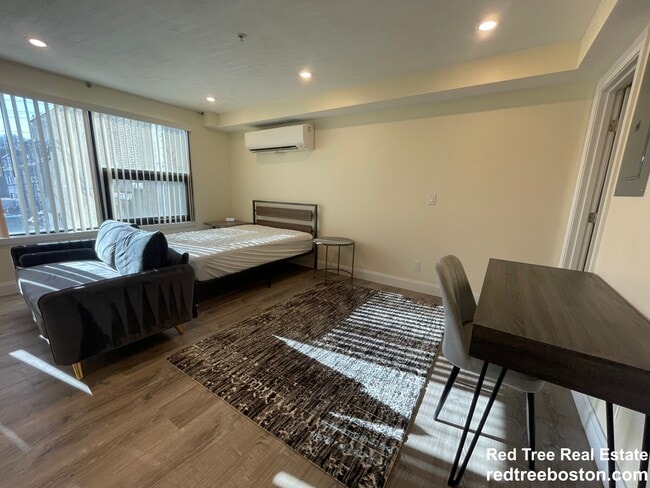 Photo - 1028a Commonwealth Ave Apartment