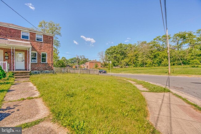 Building Photo - Lovely 2-Bedroom, 1.5-Bath Rental