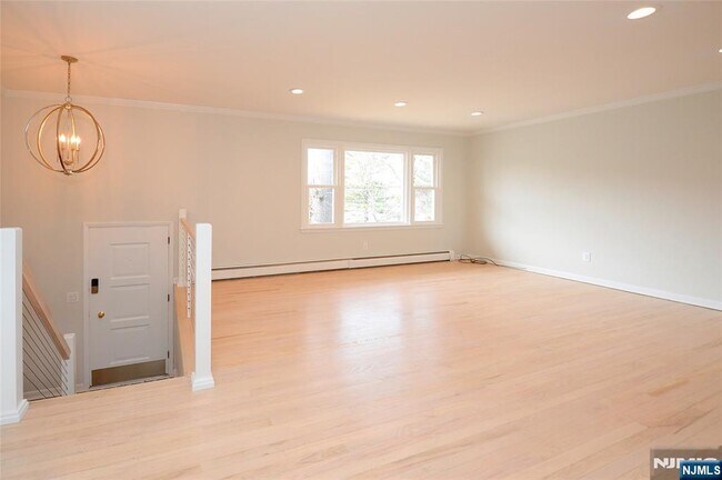 Foto del edificio - 43 Spruce Ave