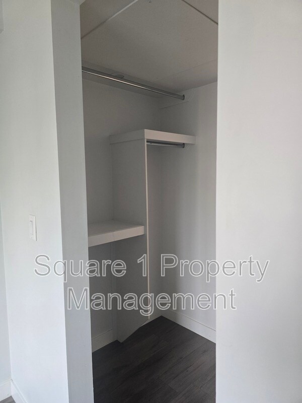 Building Photo - 11123 Groat Rd NW