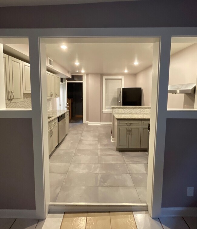 Foto del edificio - 1755 W Crystal St