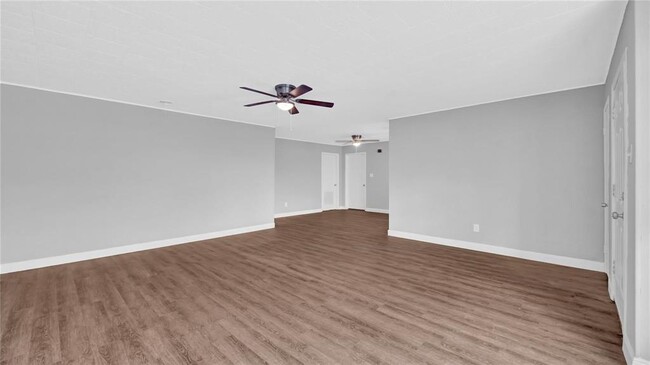 Foto del edificio - 4809 Truman St