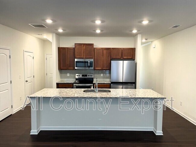 Building Photo - 272 Whitetail Cir