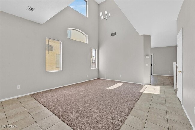 Foto del edificio - 7704 Montefrio Ave