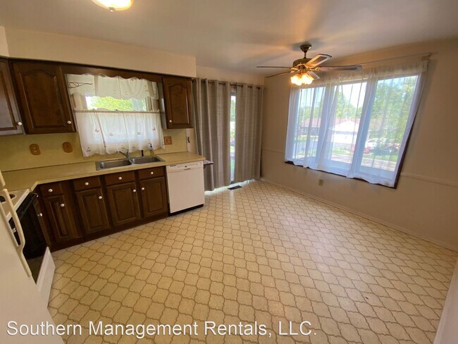 Foto del edificio - 2 br, 1.5 bath House - 135 Oak Manor Dr