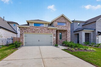 Building Photo - 23639 Red Rowan Ln