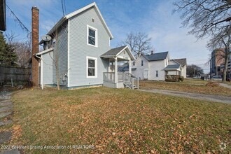 Building Photo - 913 Jerome St