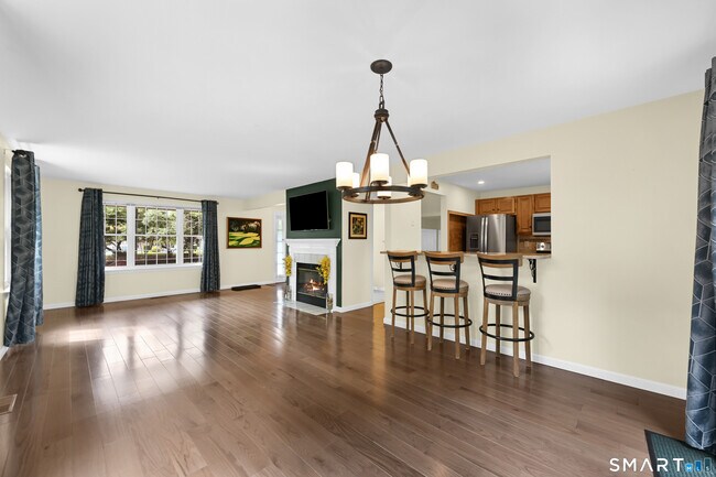 Foto del edificio - 2202 Meadowview Dr