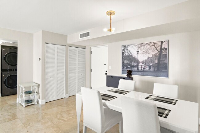 Foto del edificio - 290 174th St St