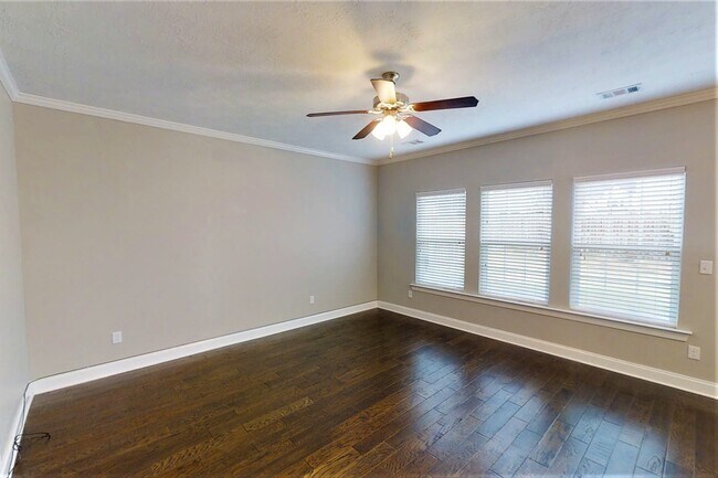 Foto del edificio - 407 Brantley Cove Cir
