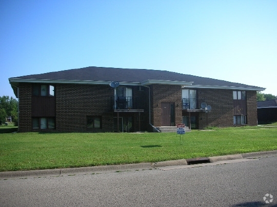 Building Photo - 4604 GOVERNORS DR