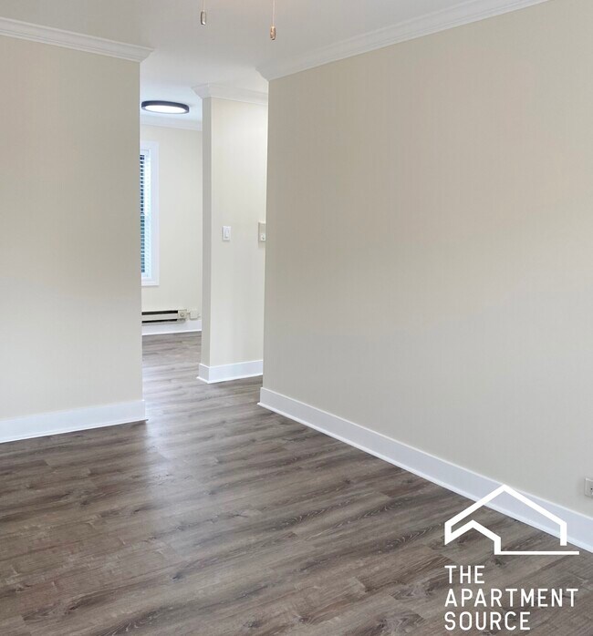 Foto del edificio - 3841 N Greenview Ave