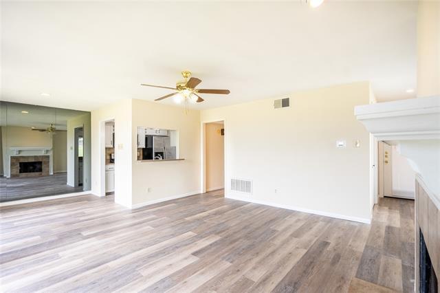 Building Photo - 907 Signal Ridge Pl