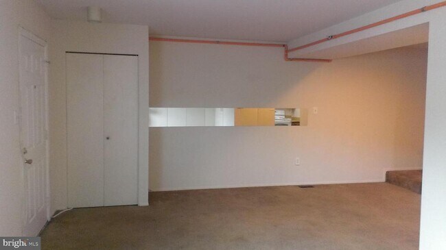 Building Photo - 4809 Berwyn House Rd