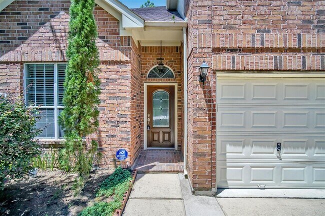 Building Photo - 2012 Lulach Ln