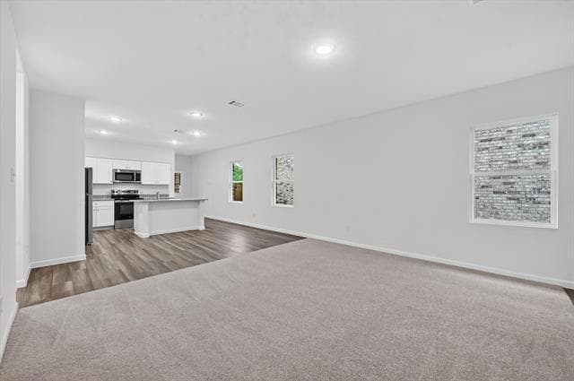 Building Photo - 2106 Prairie Ln