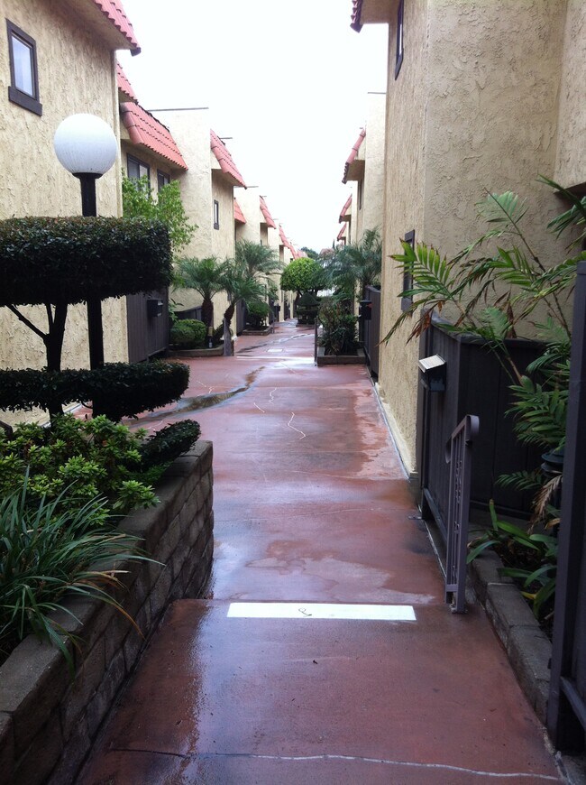 Parte frontal de la unidad - 106 N Chapel Ave