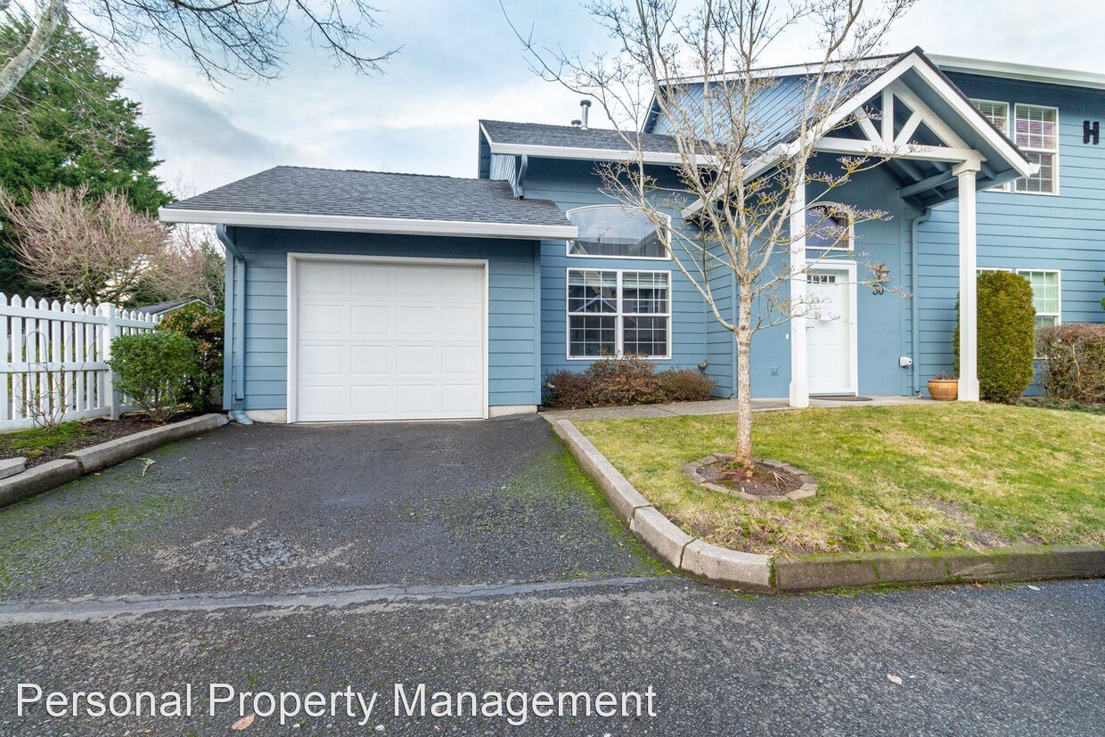 Primary Photo - 3 br, 2.5 bath House - 17200 SE 26th Dr Un...