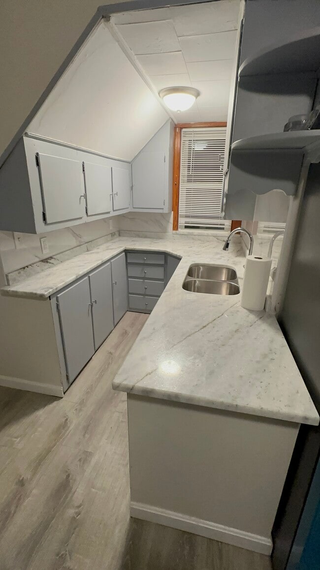 Foto del edificio - 58 Chapin St