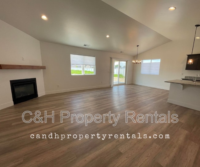 Building Photo - 4612 Liahona Ln