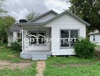 Foto principal - 3 Bedroom 2 Bathroom Home!
