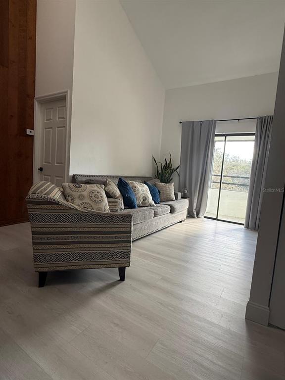 Foto del edificio - 13610 S Village Dr