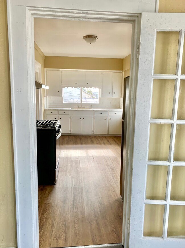 Foto del edificio - 2317 Wilshire St