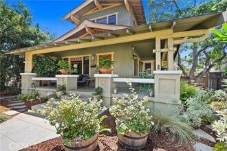 Building Photo - 773 Orizaba Ave