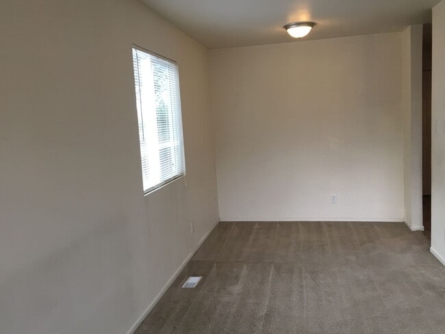 Foto del edificio - Charming Ranch Style 3 Bedroom Home Located in Security Widefield